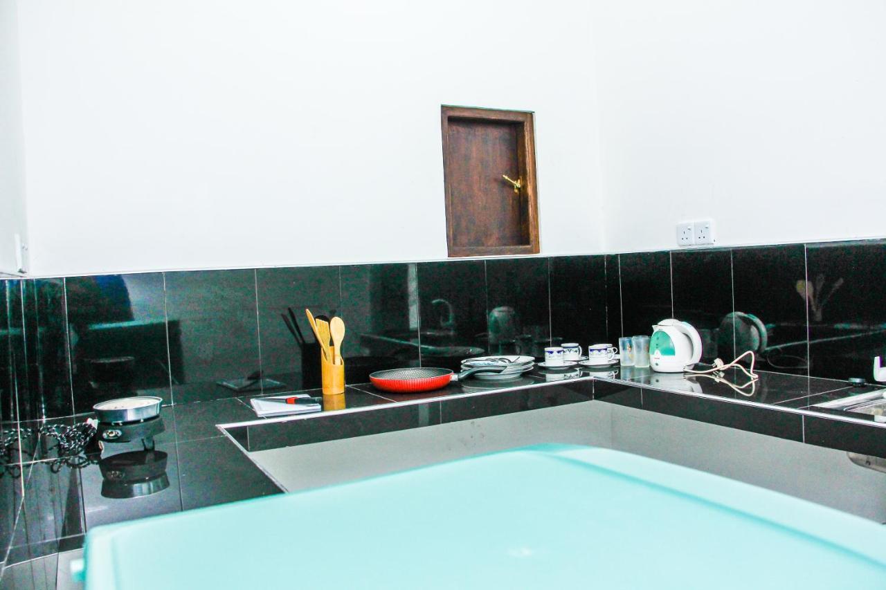 Lotus Villa Mirissa Extérieur photo